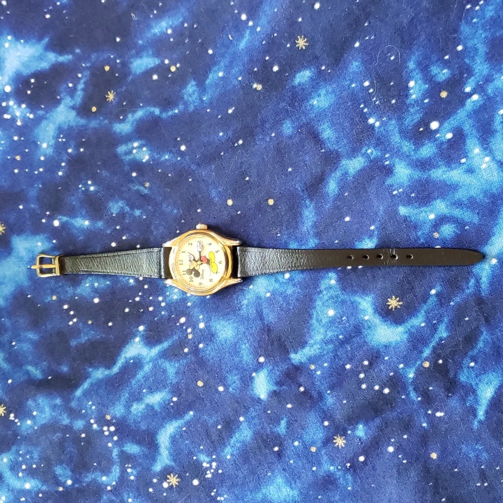 Authentic Disney Mackey Mouse Watch